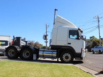 Volvo fm420 2003 Used