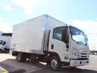 Isuzu n-series 2019 Used