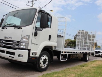Isuzu f-series 2017 Used
