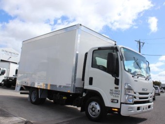 Isuzu n-series 2023 Used