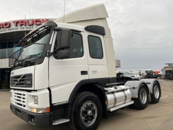 Volvo FM450 2000 Used
